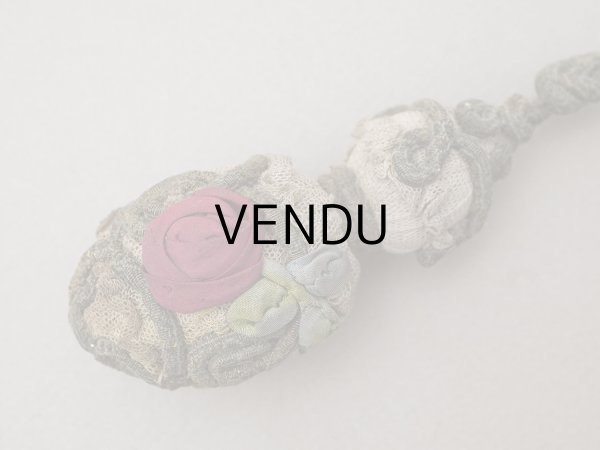 画像2: ＊蚤の市＊19世紀末 アンティーク 薔薇のロココモチーフ付 タッセル  (2)