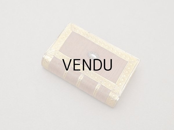 画像2: アンティーク とても小さなお菓子箱 ミサ典書型 本型 ミラー付き ベルベット (2)
