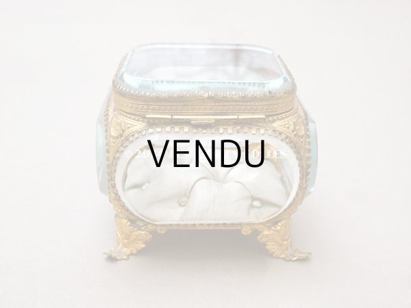 画像11: 19世紀末 アンティーク 大きなジュエリーボックス アイボリーのシルククッション  (11)