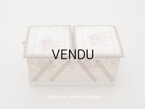 画像1: 1900年頃 アンティーク 薔薇＆リボン＆メダイヨン  カルトナージュボックス アコーディオン式 (1)