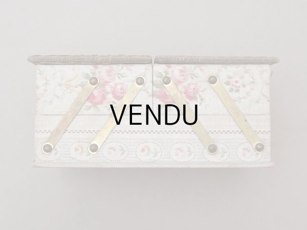 画像6: 1900年頃 アンティーク 薔薇＆リボン＆メダイヨン  カルトナージュボックス アコーディオン式 (6)