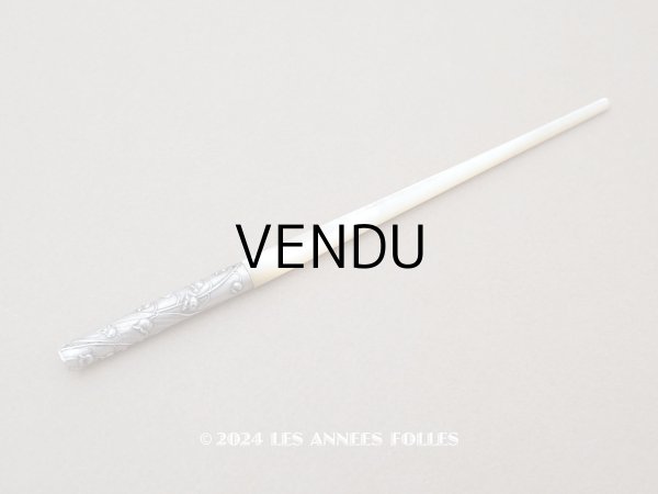 画像1: アンティーク 鈴蘭のペン軸 シルバー＆マザーオブパール製 (1)