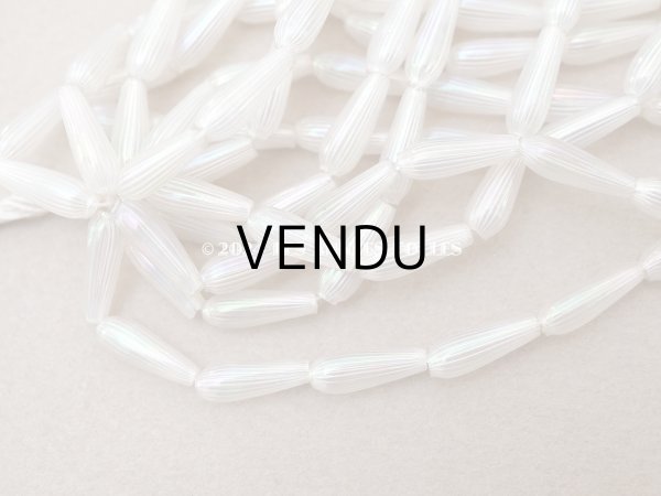 画像6: アンティーク スフレビーズ ライン入り オーロラ加工 ドロップ型 11.5×4mm 約100ピースのセット 吹きガラス製ビーズ (6)