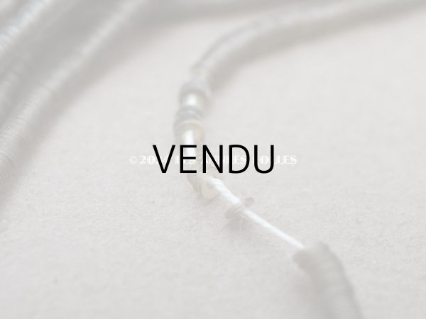 画像4: 1900年頃 アンティーク ゼラチン製 極小1.5mm スパンコール シルバー (4)