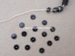 画像2: アンティーク ゼラチン製 スパンコール 花 フラワー 5mm 黒 200ピースのセット (2)