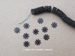 画像1: アンティーク ゼラチン製 スパンコール 花 フラワー 6mm 黒 100ピースのセット (1)