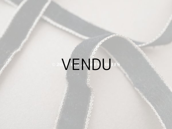 画像3: 19世紀末 アンティーク シルク製 黒 ベルベットリボン ホワイトの縁取り 1m 10mm幅  (3)