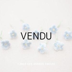 画像: アンティーク 勿忘草 ベルベットの布花  スモーキーブルー 9ピースのセット 10mm