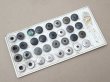 画像2: 1900年頃 アンティーク ワークウェア用 ボタンのサンプラー (2)