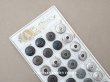画像1: 1900年頃 アンティーク ワークウェア用 ボタンのサンプラー (1)