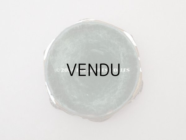 画像3: 19世紀末 アンティーク ロカイユ装飾の台座 モスグリーンのベルベット (3)