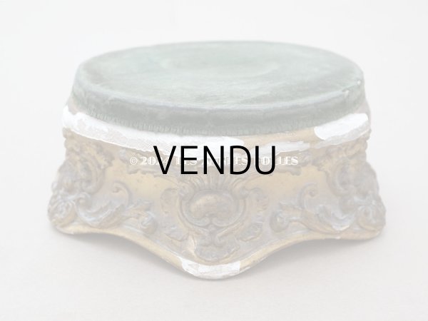 画像9: 19世紀末 アンティーク ロカイユ装飾の台座 モスグリーンのベルベット (9)