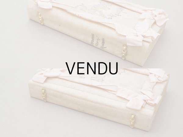 画像8: 1892年 アンティーク オリジナルボックス入り バテムのドラジェボックス ピンクのリボン&レースペーパー (8)