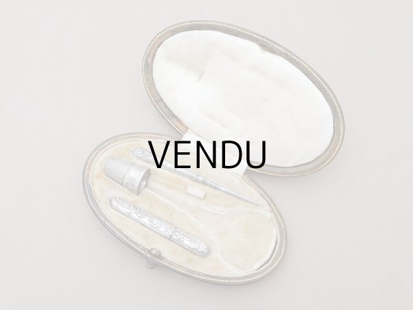 画像6: 1900年頃 アンティーク ヤドリギ シルバー製 ニードルケース  裁縫道具 (6)