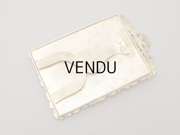 画像11: 【クリスマスセール2024対象外】19世紀末 アンティーク  ブロンズ製 フォトフレーム  薔薇とリボンのガーランド (11)