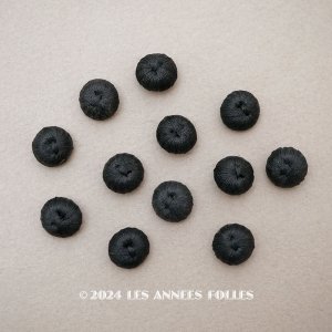 画像: アンティーク シルク製 くるみボタン 12mm 黒 6ピースのセット 