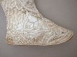 画像9: 1900年頃 アンティーク ベビーシューズ  花模様 手編みのレース&シルクサテン パウダーブルー (9)