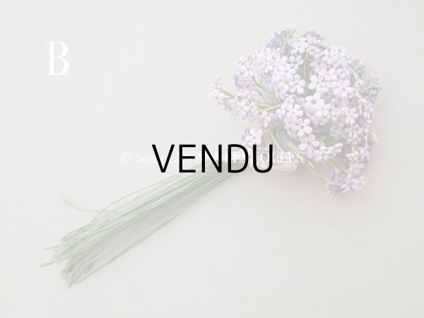 画像8: アンティーク 大きなブーケ ラヴェンダー色 小さな勿忘草の布花 200輪 ラベル付き  (8)