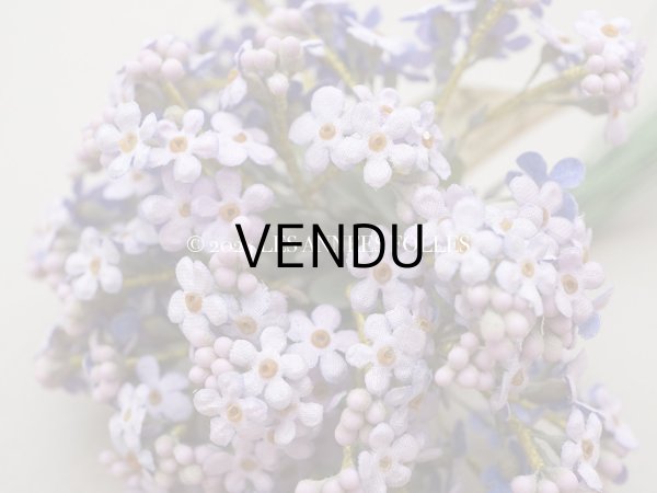 画像4: アンティーク 大きなブーケ ラヴェンダー色 小さな勿忘草の布花 200輪 ラベル付き  (4)