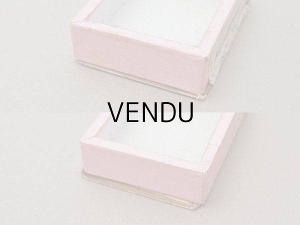 画像6: アンティーク ガラスの蓋の紙箱 - AU LOUVRE - (6)