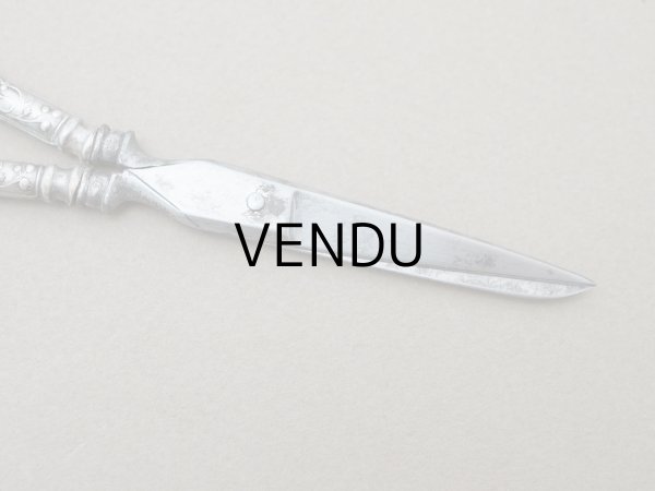 画像12: アンティーク ヤドリギの裁縫道具セット  (12)