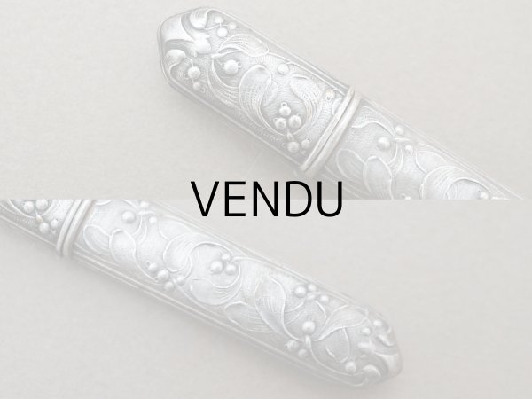 画像17: アンティーク ヤドリギの裁縫道具セット  (17)