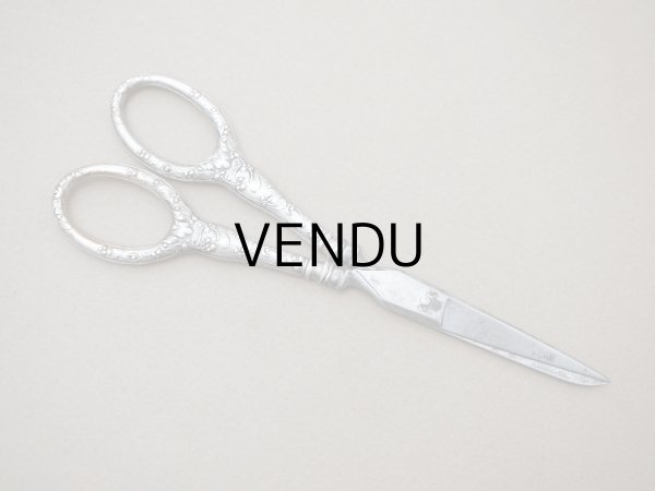 画像7: アンティーク ヤドリギの裁縫道具セット  (7)