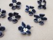 画像4: アンティーク 布花 ベルベットの花びら 10〜11ピースのセット 青紫 18mm (4)