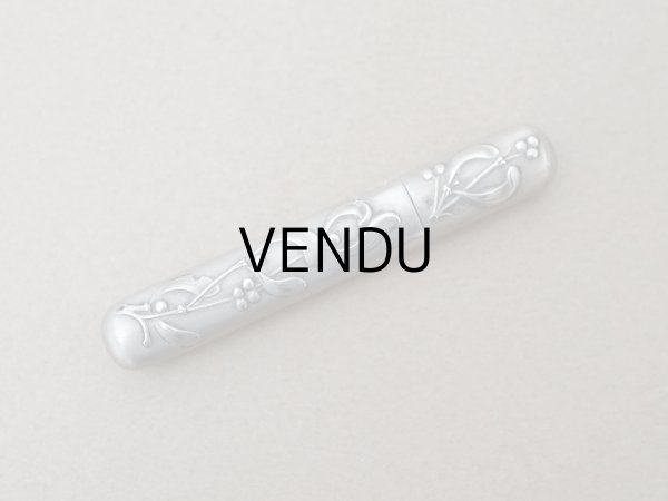 画像2: 1900年頃 アンティーク ヤドリギ シルバー製 ニードルケース  裁縫道具 (2)