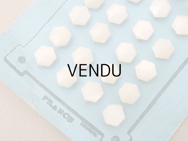 画像6: アンティーク シェルボタン 六角形 8mm 20ピース  (6)