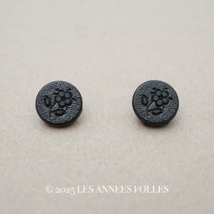 画像: アンティーク 花 フレンチジェットのボタン 11.5mm 2ピースのセット黒 