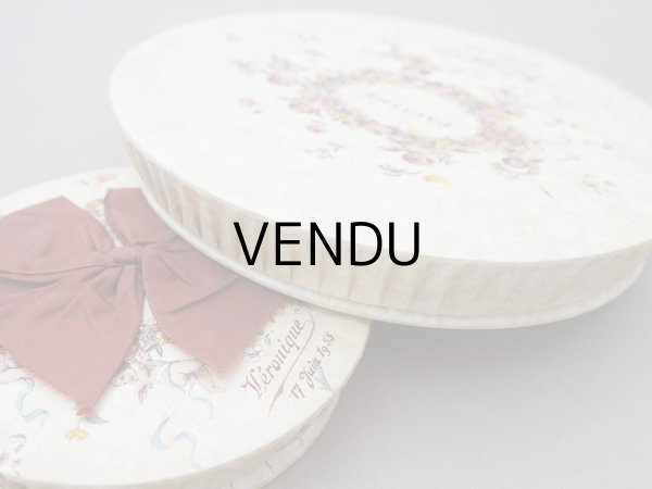 画像8: 1955年 アンティーク 天使＆薔薇のリース バテムのお菓子箱 (M) (8)