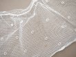 画像7: アンティーク 幅広 フリルレース オフホワイト ドット刺繍入り チュールレース 2.5m 幅11.5cm  (7)