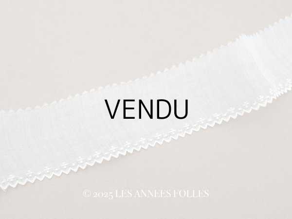 画像1: アンティーク スカラップレース 刺繍入り コットンオーガンジー 4.8cm幅 4.95m (1)