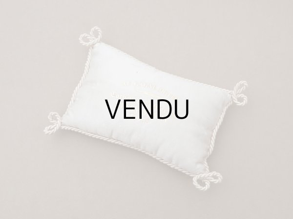 画像2: 19世紀末 アンティーク シルク製クッション ウエディング用バスケットの専門店 Corbeille de Mariage - MAISON SAINTIN TOURS - (2)