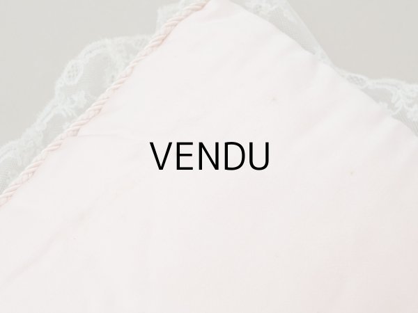 画像20: アンティーク ハンキーケース モノグラム＆草花のホワイトワーク ハンカチ用ポシェット シルクサテン＆レース  (20)