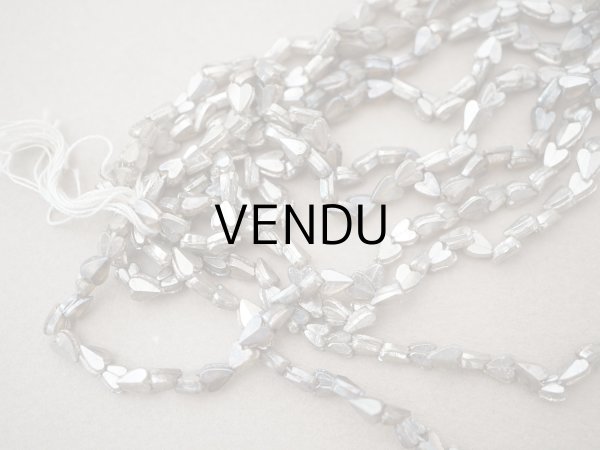 画像8: アンティーク 極小 ハート型 ガラスビーズ シルバー色 4.5×3.75mm 約140ピース (8)