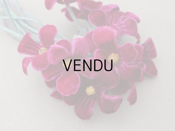 画像3: 未使用 アンティーク ベルベットの布花 赤紫＆グリーンラベル付 (3)