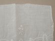 画像8: 1900年頃 アンティーク 幅広レース ホワイトワーク 花刺繍 22cm幅  (8)