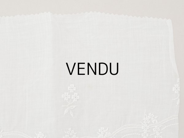 画像8: 1900年頃 アンティーク 幅広レース ホワイトワーク 花刺繍 22cm幅  (8)