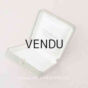 画像: アンティーク ジュエリーボックス 金彩入り グリーン 