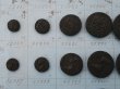 画像10: 19世紀 アンティーク小さなくるみボタンのサンプラー 80ピース (10)