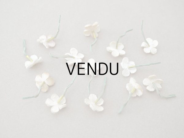 画像5: アンティーク 勿忘草 ベルベットの布花  アイボリー 13ピースのセット 14mm (5)