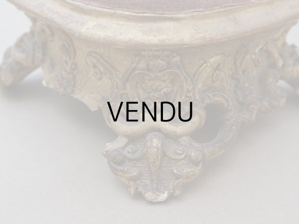 画像7: 19世紀 アンティーク ロカイユ装飾の台座 チョコレートブラウンのベルベット (7)