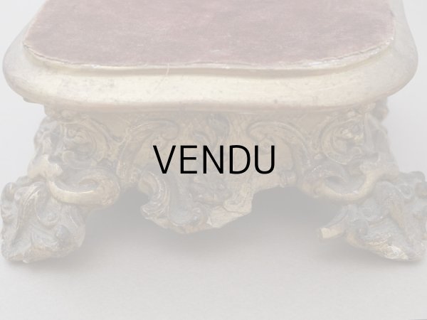 画像10: 19世紀 アンティーク ロカイユ装飾の台座 チョコレートブラウンのベルベット (10)