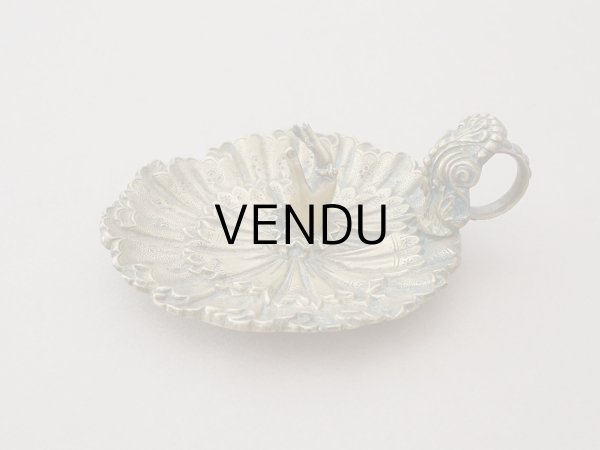 画像3: 19世紀末 アンティーク トレイ ハンドモチーフ レースカフス付き ブロンズ製 小物入れ  (3)