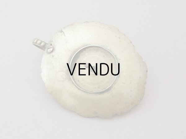 画像9: 19世紀末 アンティーク トレイ ハンドモチーフ レースカフス付き ブロンズ製 小物入れ  (9)