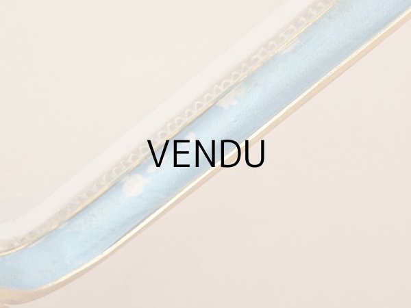 画像17: 19世紀中頃 アンティーク 大きなジュエリーケース スモーキーブルーのシルククッション 20.2×17.5cm (17)