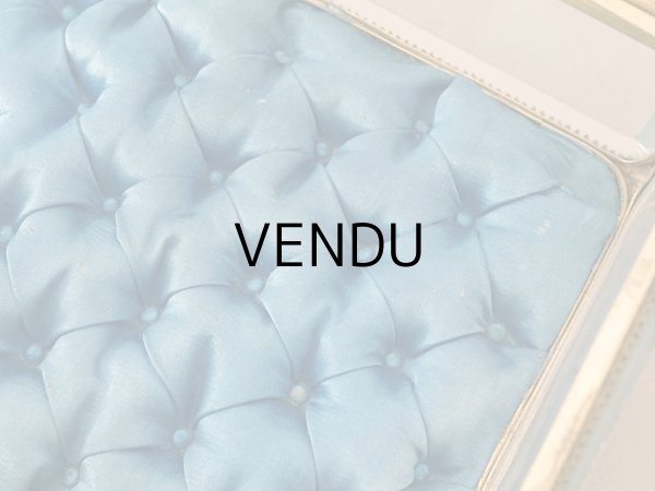 画像6: 19世紀中頃 アンティーク 大きなジュエリーケース スモーキーブルーのシルククッション 20.2×17.5cm (6)