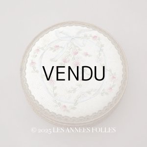 画像: ＊蚤の市＊アンティーク 薔薇＆リボンのガーランドのお菓子箱 